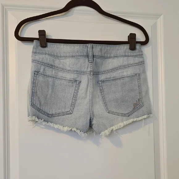 Express Light Blue Jean Shorts. Size 00 - Picture 7 of 13